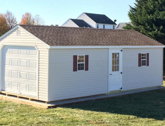 Cottage Garage